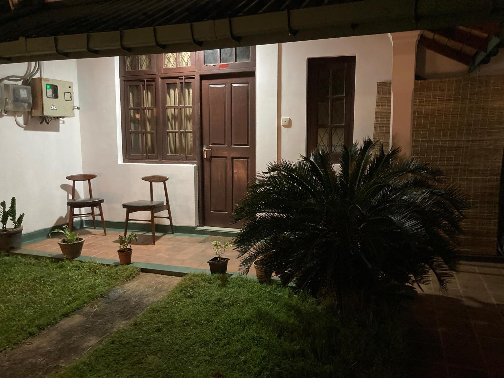 Reverie Hill Bungalow, Kandy Esterno foto